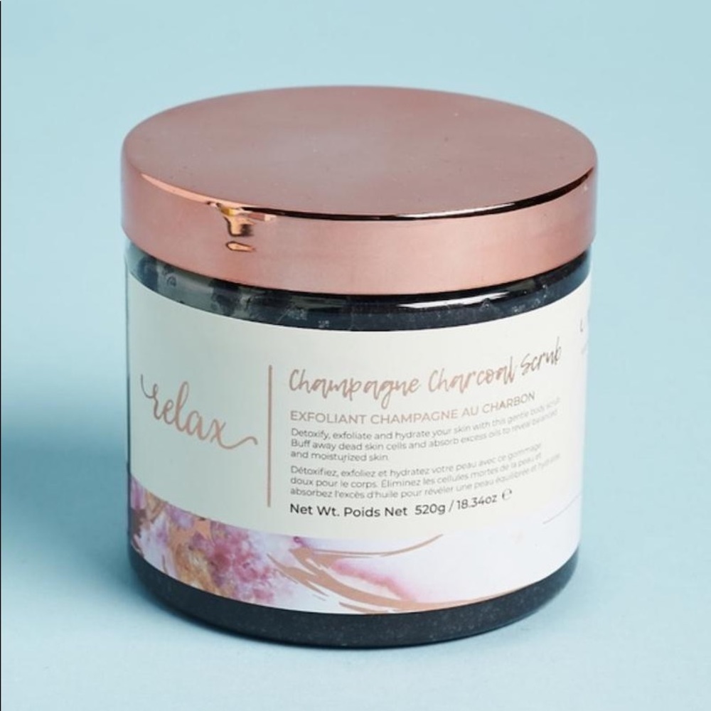 Manna Kadar Beauty Champagne Charcoal Body Scrub